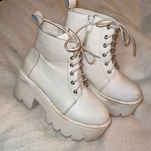 Platform combat boots